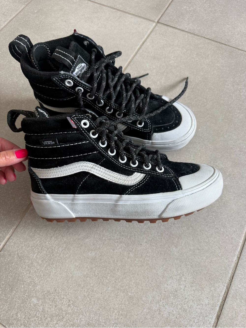 Vans men’s 5.5 women’s 7
